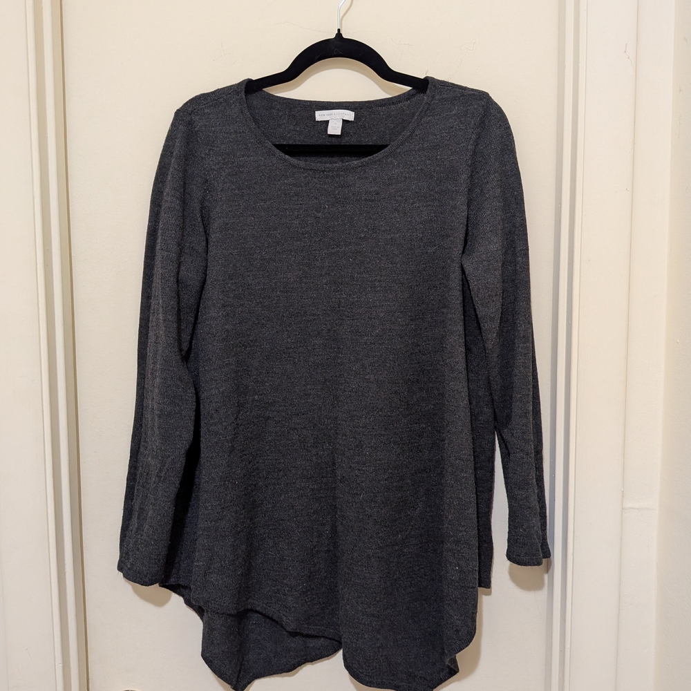 New York & Company Gray Tunic Sweater Medium Long Sleeve